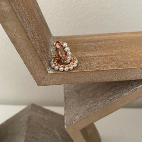 Orecchino Mini Cerchio con perle