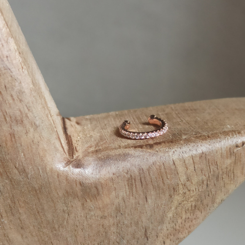 Ear cuff