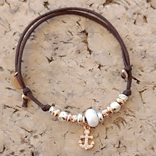 Bracciale cordino cotone cerato da 1,5 mm.