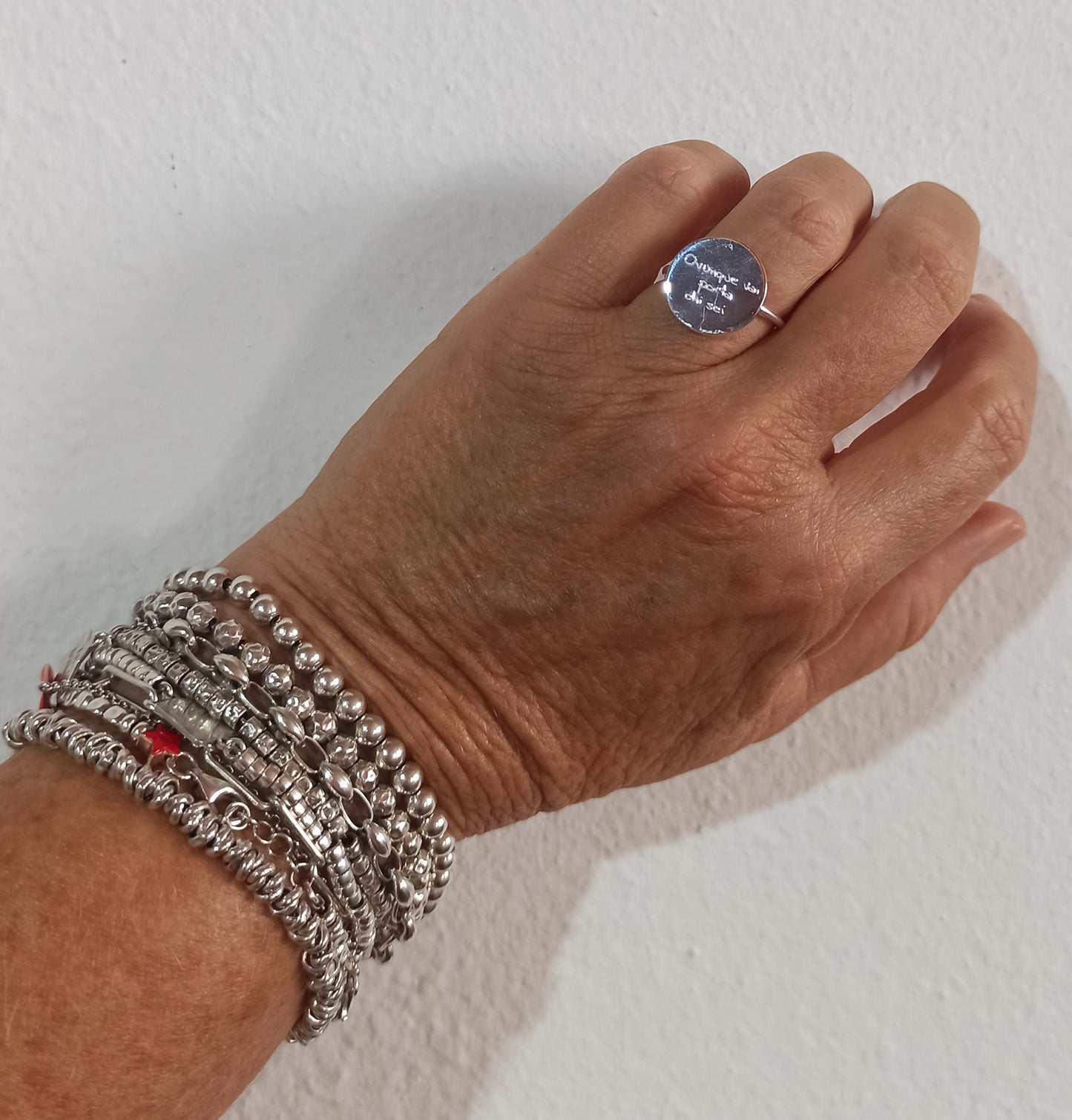 Anello "ovunque vai porta chi sei"