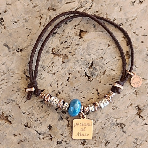 Bracciale cordino cotone cerato da 1,5 mm.