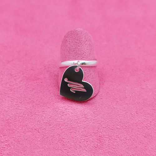 Anello cuore con iniziale traforata
