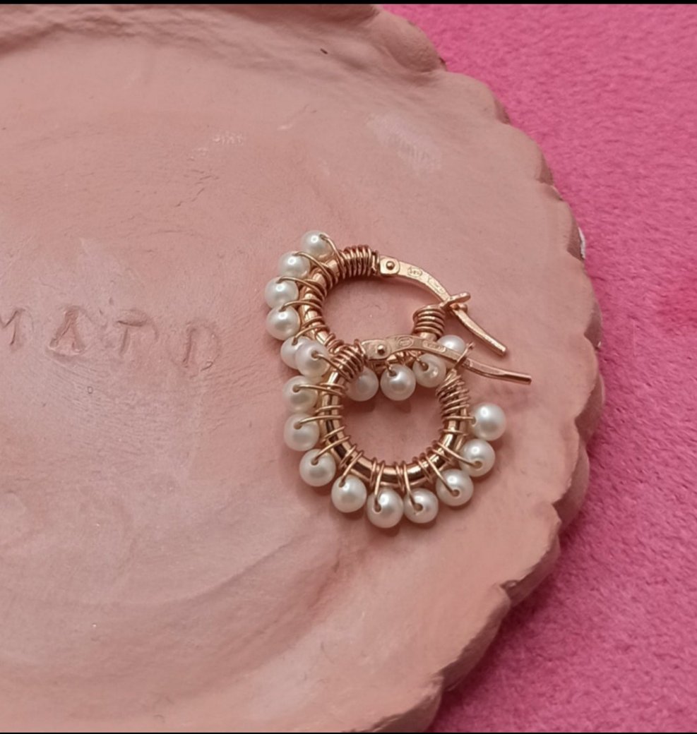 Orecchino Mini Cerchio con perle