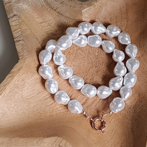 Choker in perle di Maiorca scaramazze con chiusura salvagente