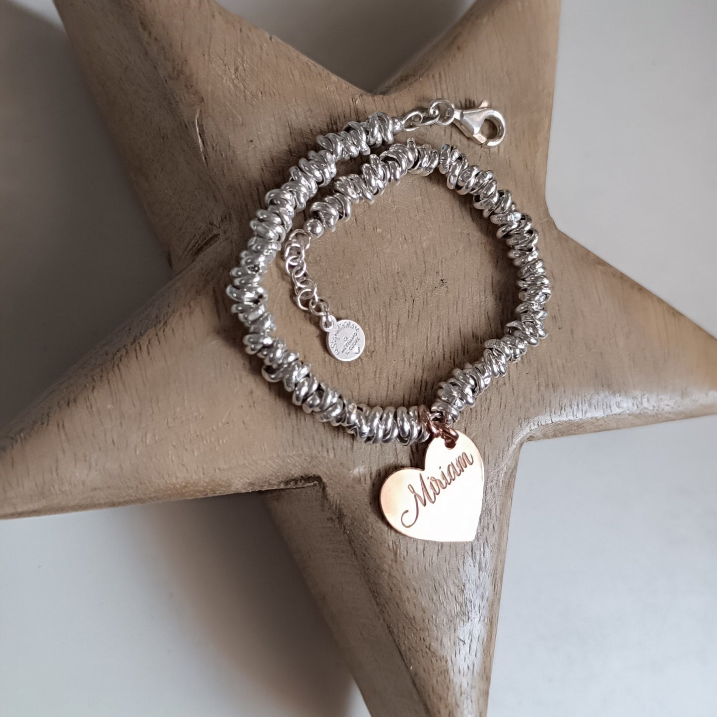 Bracciale nodino con cuore personalizzato