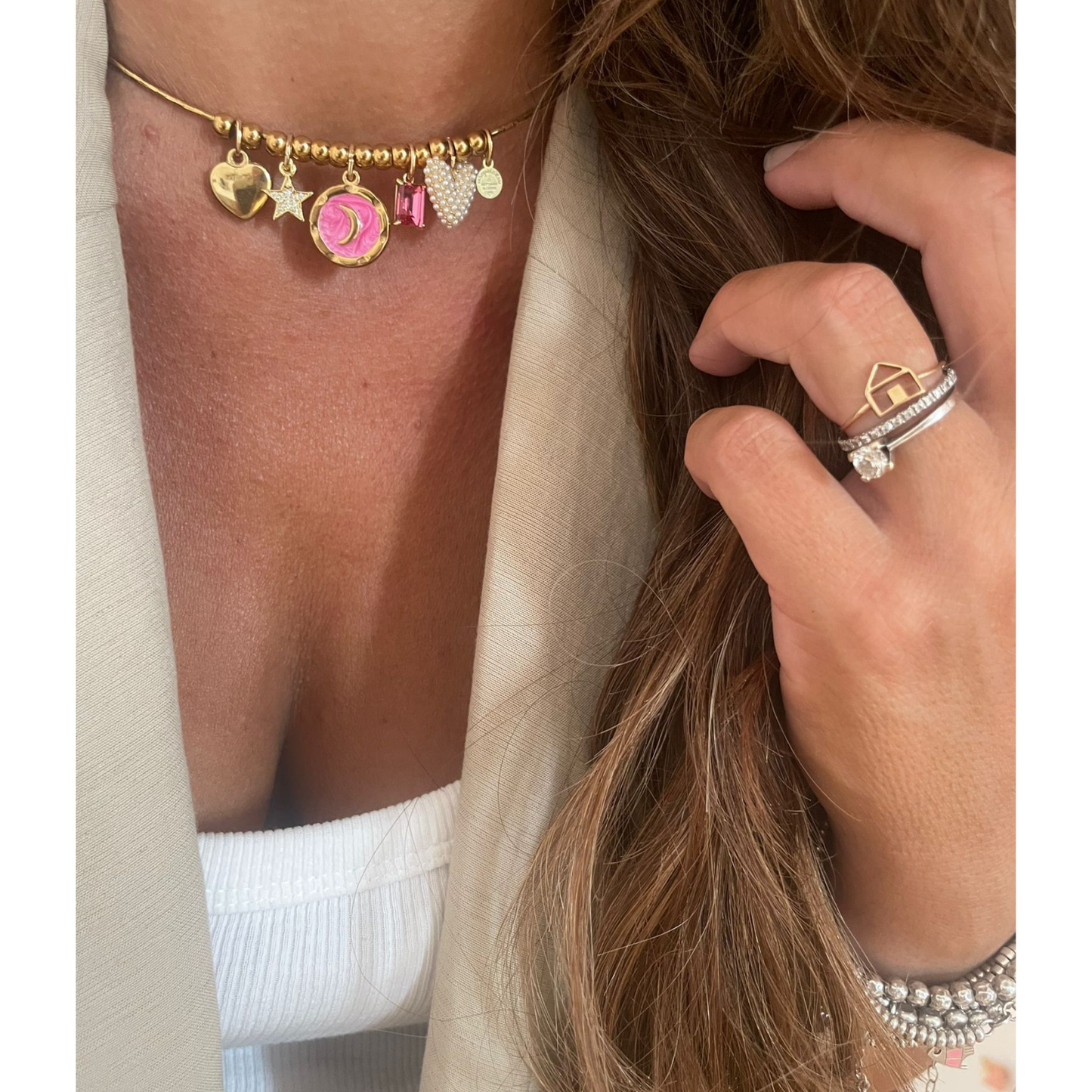 Collana rigida