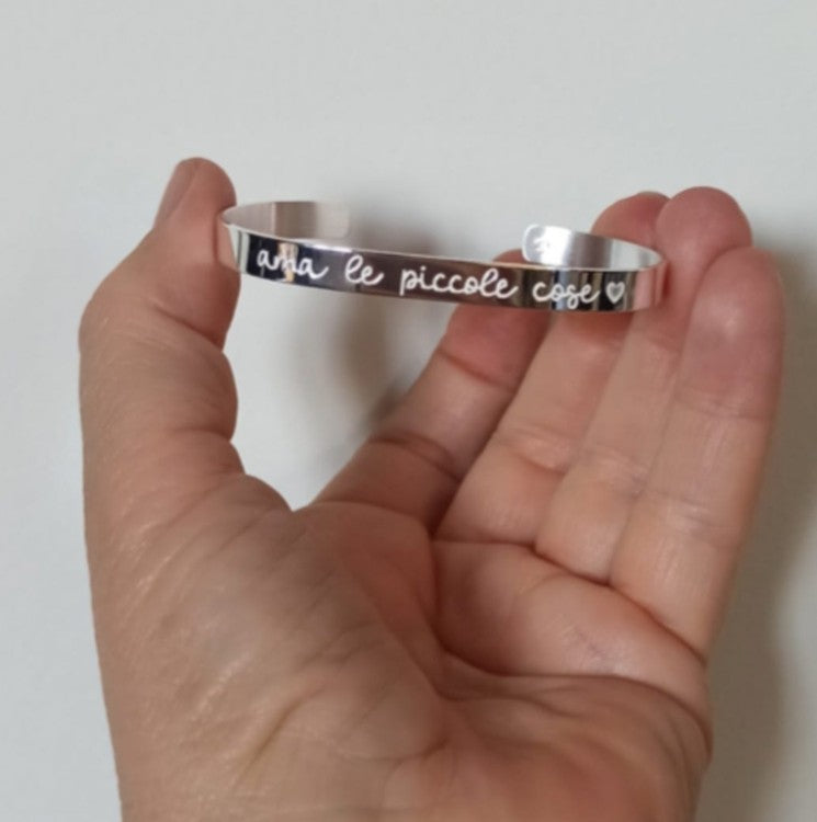 Bracciale rigido con scritta personalizzabile
